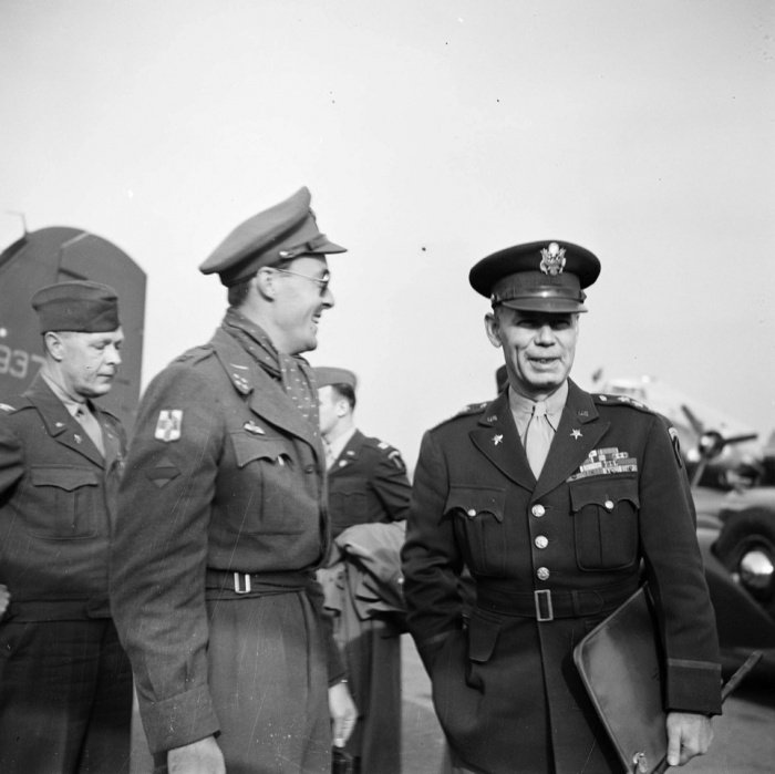 Prince Bernhard and General W. Bedell Smith in 1945.